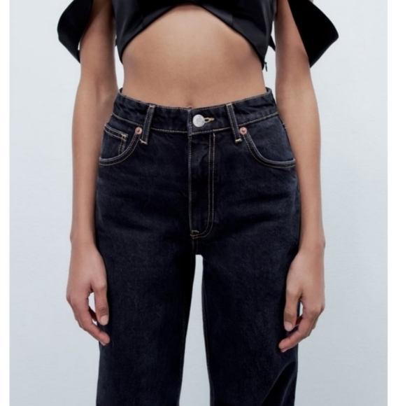 Zara Denim - Zara High Rise Mom  jeans